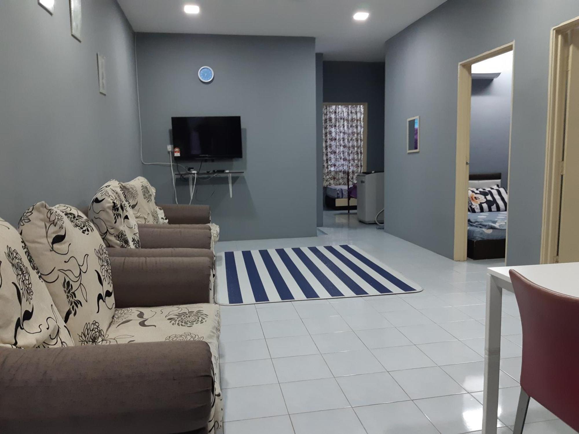 Anis Homestay Gua Musang Exterior foto