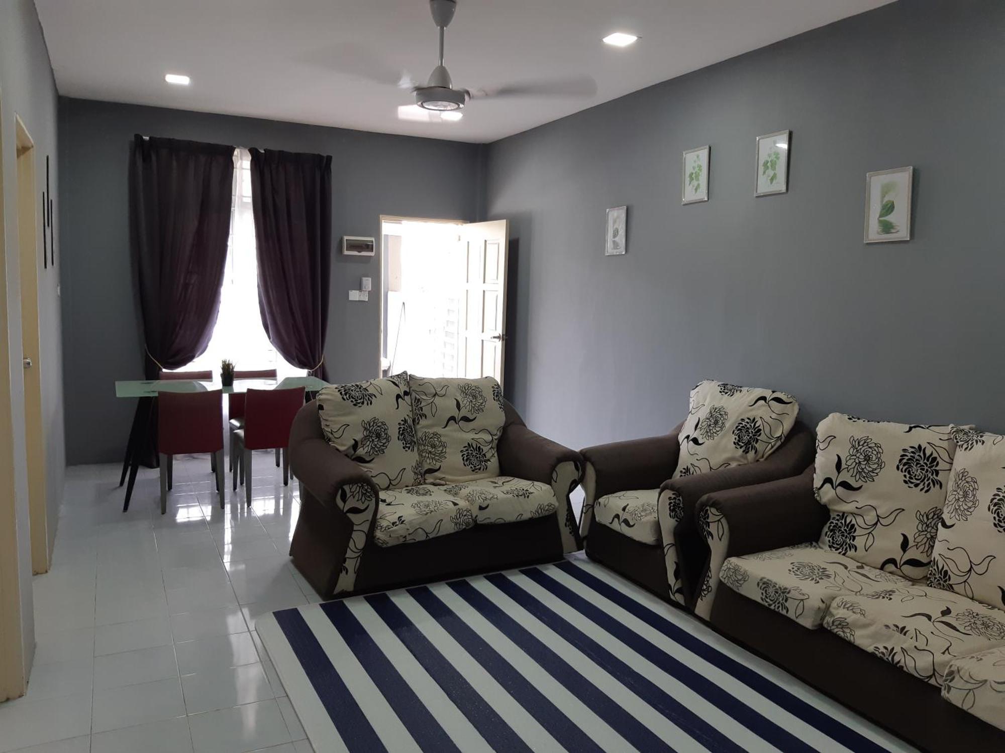 Anis Homestay Gua Musang Exterior foto